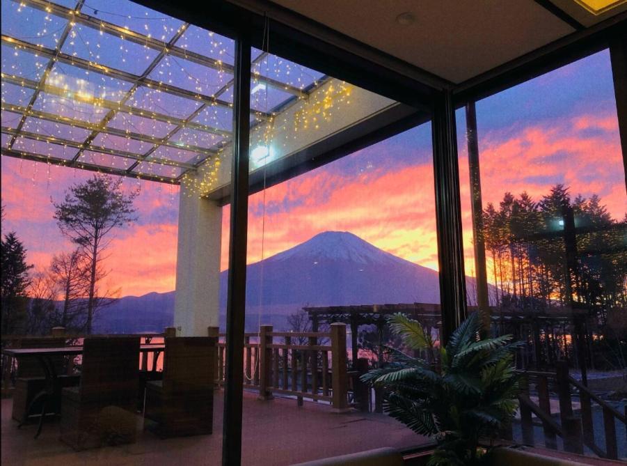 Fuji Yamanakako Resort Hotel Buitenkant foto